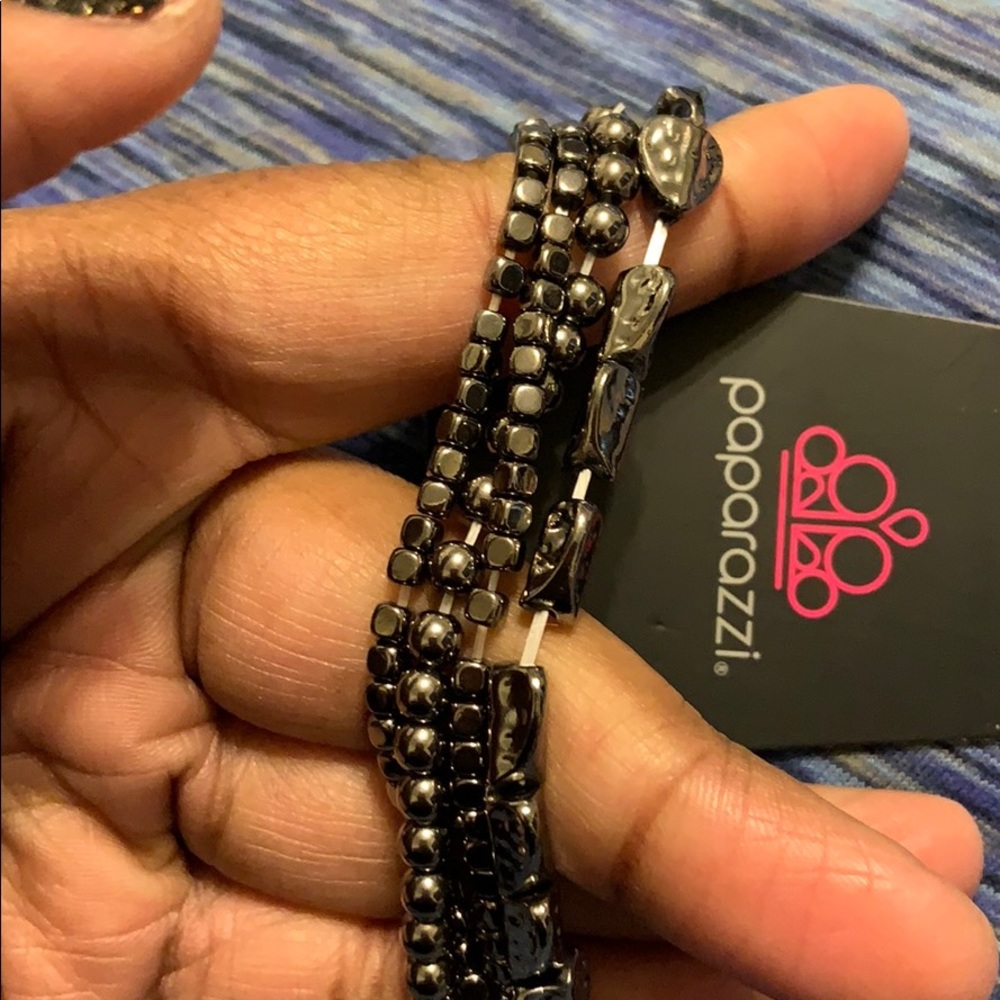 Bracelets - Picture 4 of 5